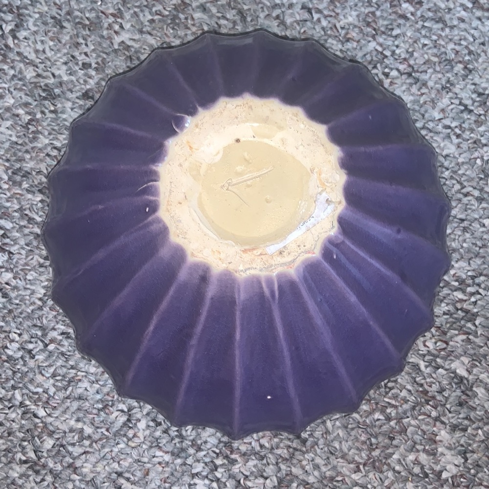Purple Vases - Picture 4 of 10